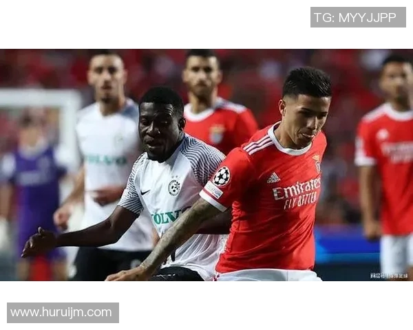 足球巨星加盟新俱乐部揭晓震撼转会市场多支球队争夺顶级球员